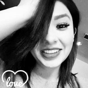 Meet your Posher, Eliana